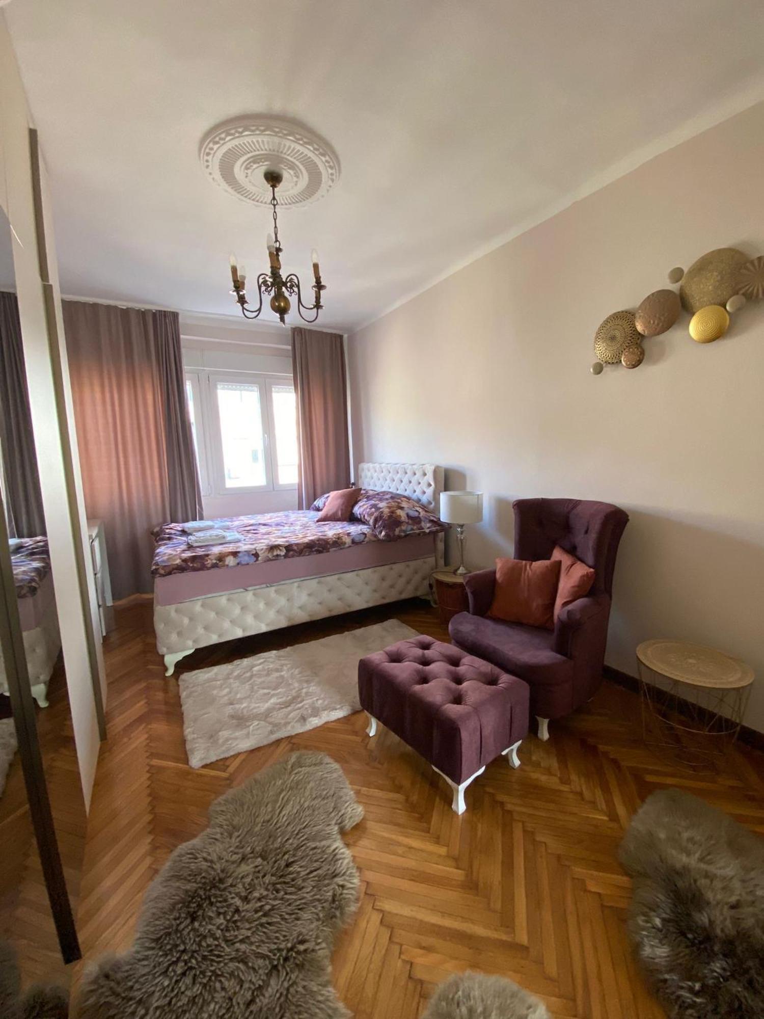 Apartment Wellness Belgrado Esterno foto
