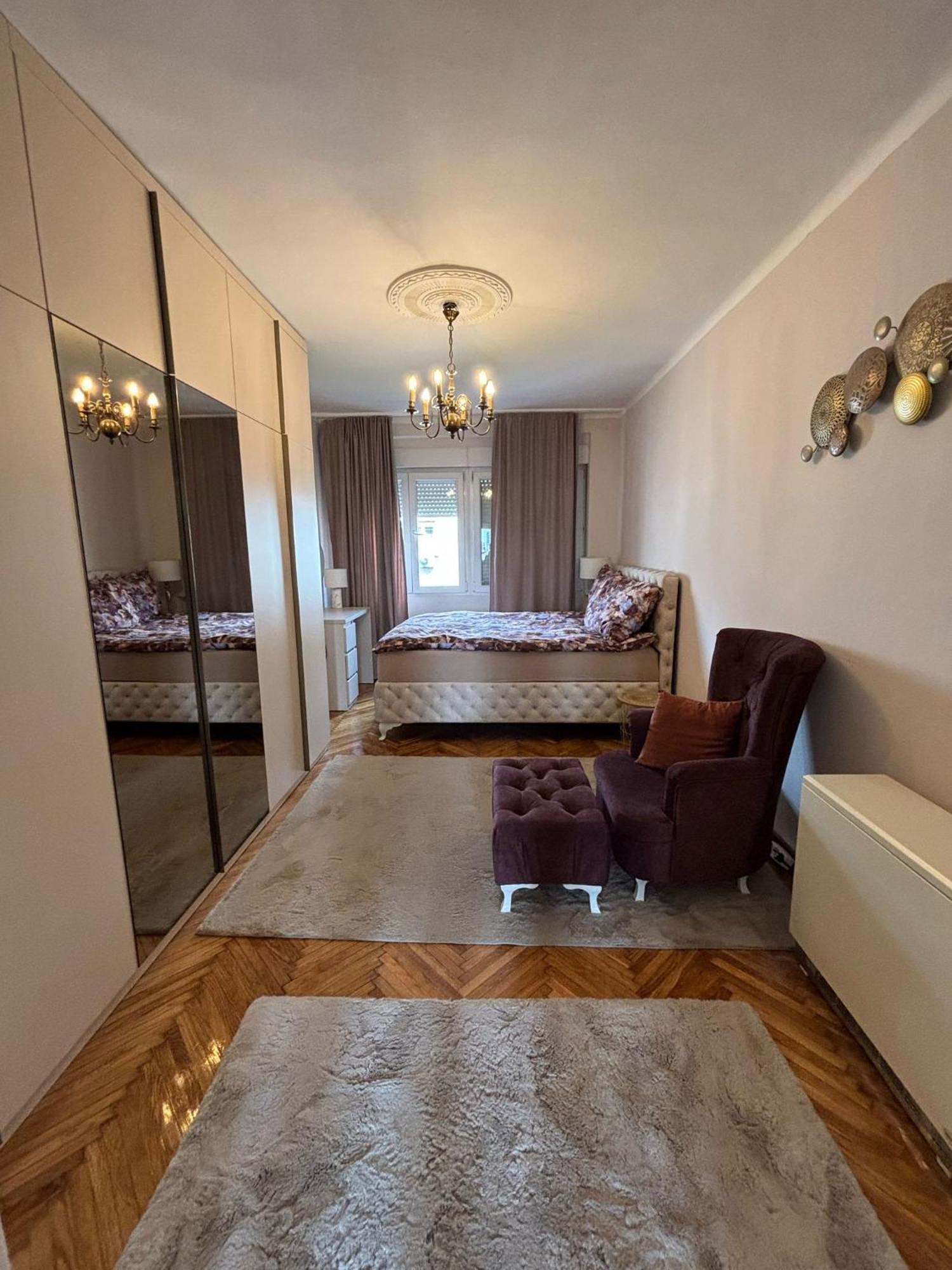Apartment Wellness Belgrado Esterno foto